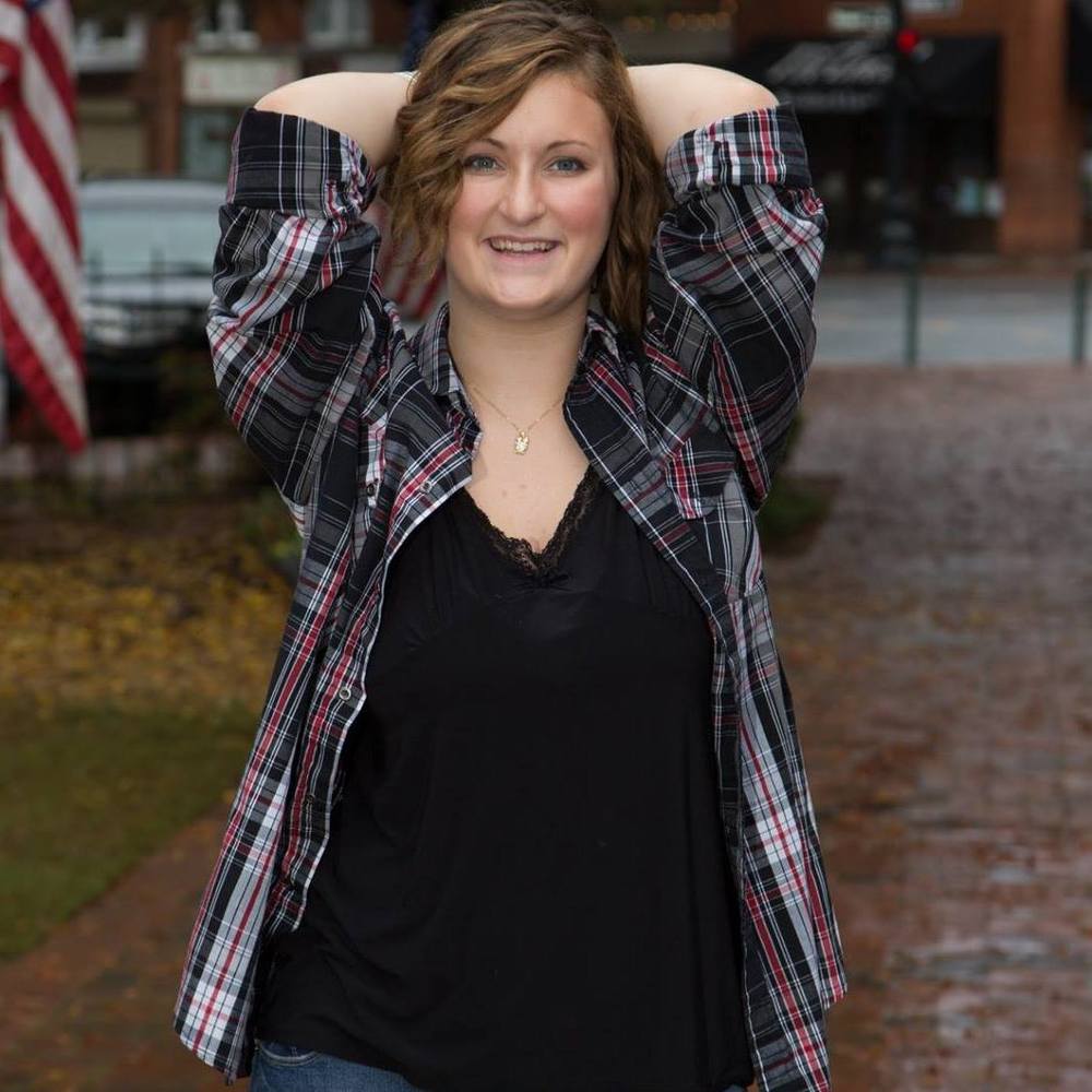 Meet your Posher, Caroline